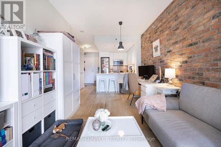 #317 - 88 Colgate Avenue – Toronto E01, Ontario - Photo 3