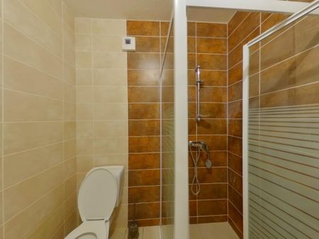 Location Appartement 2 pièces 44m² POITIERS 86000 - Photo 5