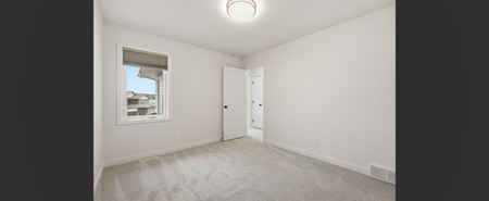 Lovely New Build Main Floor in Brighton - Photo 4