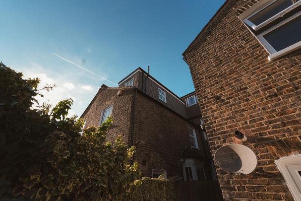 5 bedroom flat share to rent - Photo 1