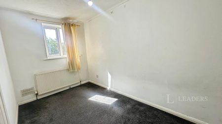 2 bedroom semi-detached house to rent - Photo 3