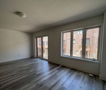 For Lease - 45 Red Maple Lane, Barrie, Ontario - Photo 5