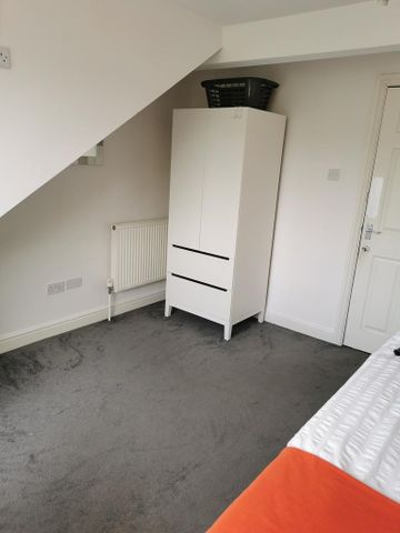 5 bedroom house to rent - Photo 4