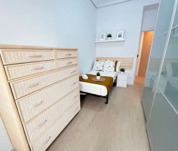 Avinguda del Regne de València, Valencia, Valencian Community 46005 - Photo 4
