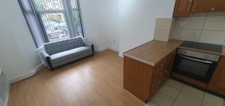 1 bedroom flat to rent - Photo 4