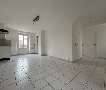 Location Appartement 3 pièces 57m² - Photo 2
