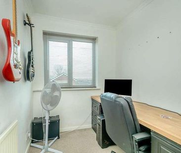 Coteroyd Avenue, Churwell, LS27 - Photo 4