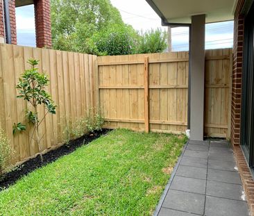 1/15 Sheffield Street, Preston VIC 3072 - Photo 3