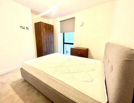 1 Bedroom Apartment To Let - Photo 5