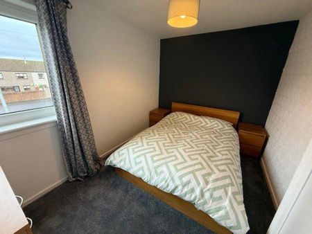 2 bedroom semi-detached house to rent - Photo 3