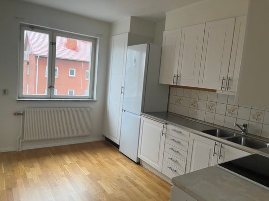 Nyhemsgatan, Katrineholm - Photo 1