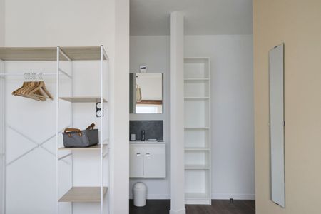 LIEUTENANT CREPIN Roommate 4 Bedrooms at Nancy - Photo 4