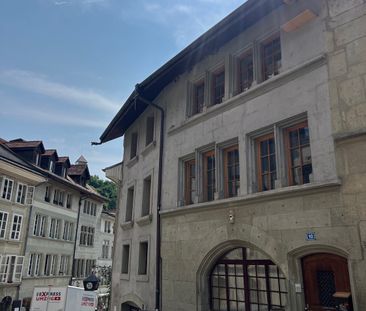 Appartement atypique de 2.5 pces au 2ème étage ! - Foto 6