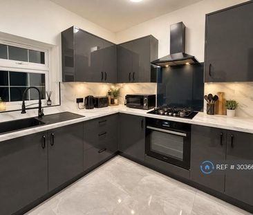 1 bedroom in a house share to rent - Photo 4