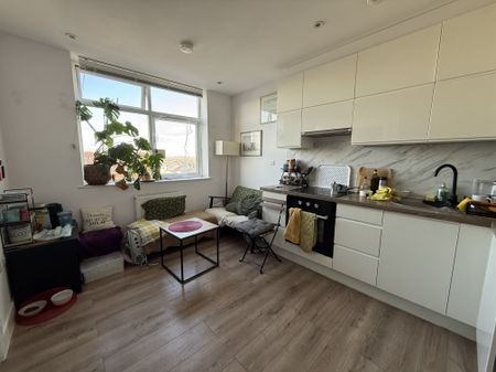 Buckingham Street, Aylesbury - Photo 2