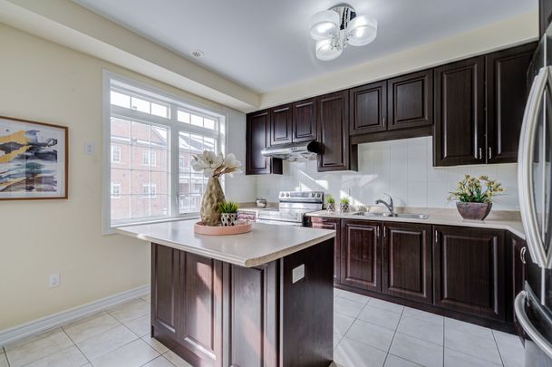 For Lease - 25 Spiv Grove Way, Markham, Ontario - Photo 1