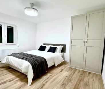 Room in a shared 7-bedroom apartment for rent in Goya - Photo 6