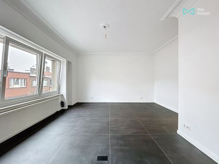 Appartement met één slaapkamer in Anderlecht - Photo 2
