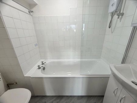 1 bedroom apartment to rent Quayside Road, Southampton, Hampshire, SO18 - Photo 5