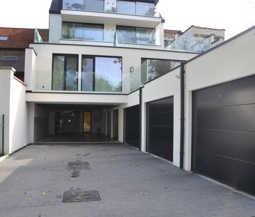 Exclusief gelijkvloers appartement met garage in centrum Rekkem! - Foto 3