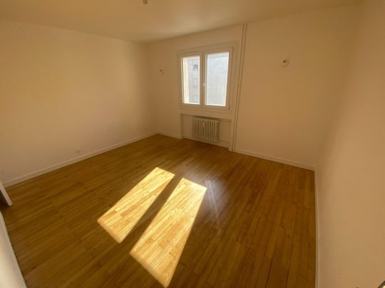 Appartement 4 pièces à louer St Étienne - 42000 / Réf: 916-2 - Photo 1