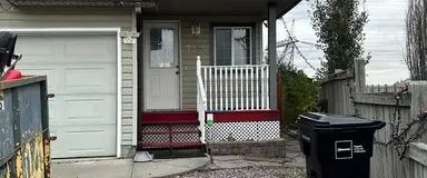 Cozy 3-Bed Duplex w/ Greenhouse, Garage, 2 Living Areas, & Finished Basement! | 7904 2 Avenue Southwest, Edmonton - Photo 1