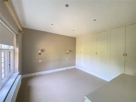 3 bedroom detached house to rent - Photo 5