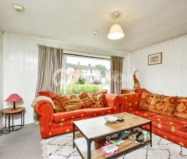 3 bedroom semi-detached house to rent - Photo 4