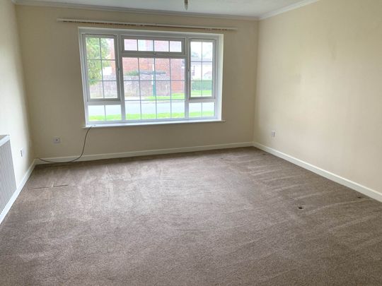 Flansham Park, Felpham - Photo 1