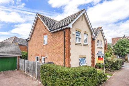 4 bedroom detached house to rent - Photo 4