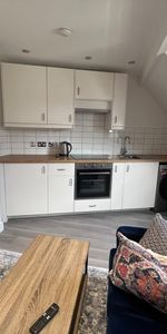 1 Bed Flat, New Briggate, LS2 - Photo 3