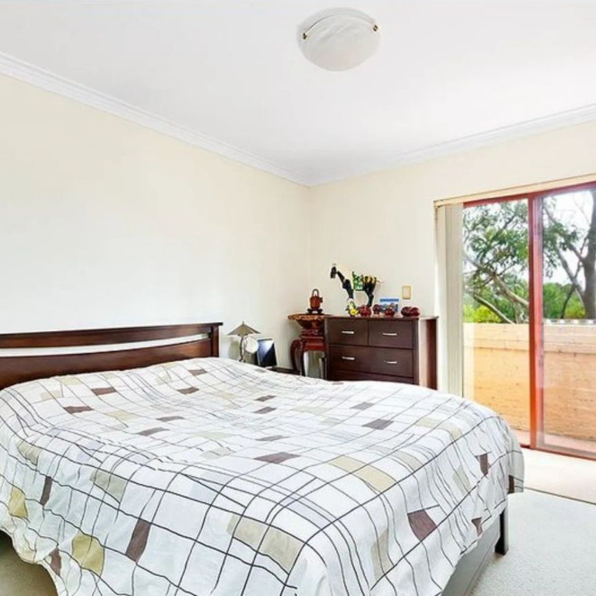 12/74-76 Hampden Road, Russell Lea. - Photo 1