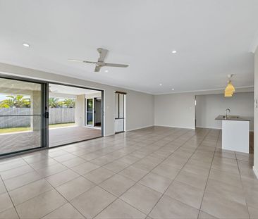 Discover your Dream home: Spacious 5-bedroom Haven - Photo 1