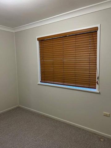 CENTRAL LOCATION - Photo 2