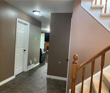 For Lease - 226 Bush Clover Crescent, Kitchener, Ontario - Photo 4