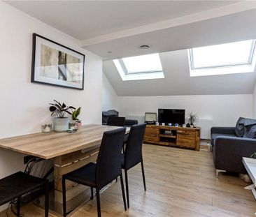 2 bedroom duplex to rent - Photo 1