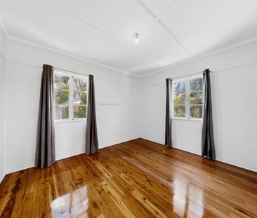 Renovated Three-Bedroom Home in Keperra - Photo 3