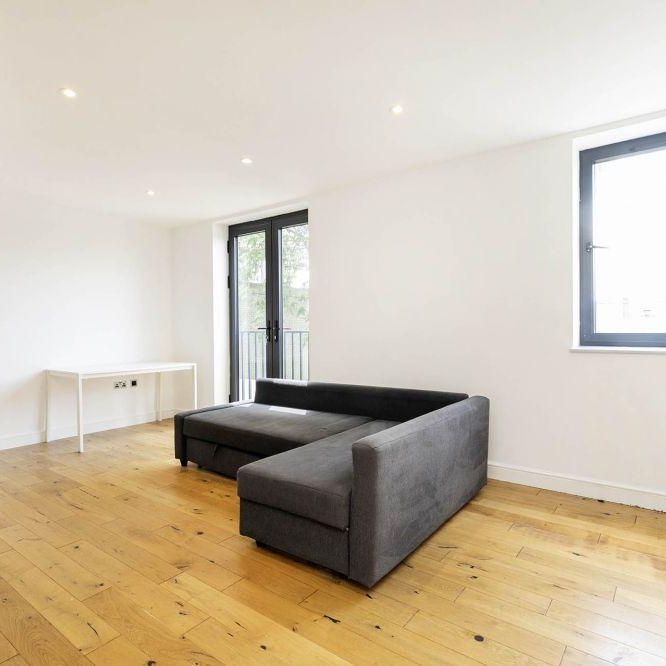 3 bedroom apartment to rent - Photo 1