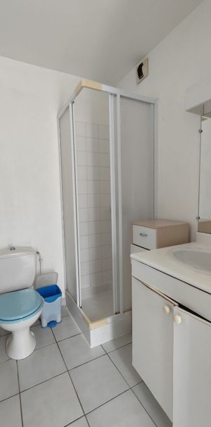 Location Appartement 1 pièce 19m² - Photo 1