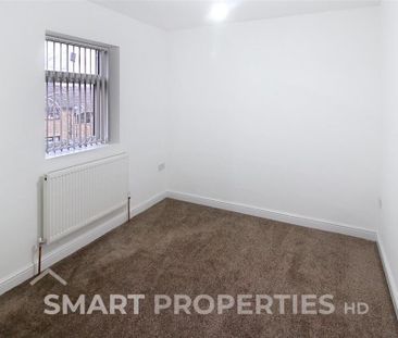 3 bedroom end of terrace house to rent - Photo 2