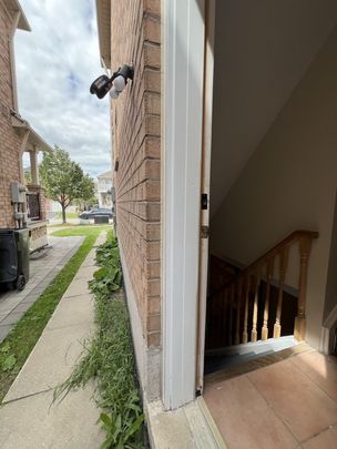 For Lease - 3866 Freeman Terrace Unit# Basement, Mississauga, Ontario - Photo 1