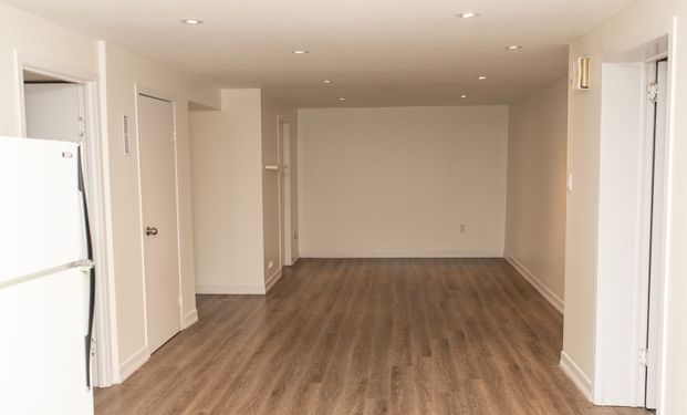 For Lease - 477 Scott Street Unit# Bsmt, St. Catharines, Ontario - Photo 1