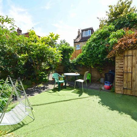 2 bedroom terraced house to rent - Photo 3
