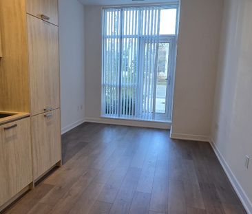 For Lease - 38 Honeycrisp Crescent Unit# 102, Vaughan, Ontario - Photo 6