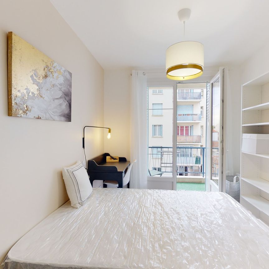MATABIAU F Roommate 4 Bedrooms at Toulouse - Photo 1