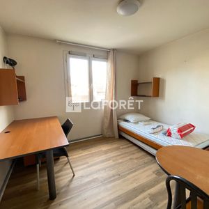 Apartment - Photo 2