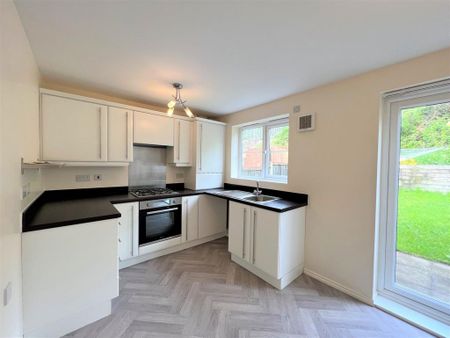 3 bedroom townhouse to rent - Photo 5