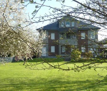 Praktisches Souterrain Apartment mit Küche in Außergewöhnlicher Imm... - Photo 1