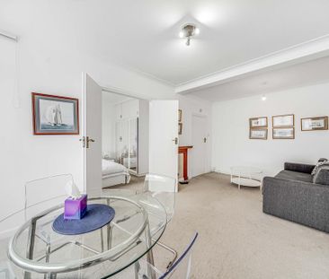 1 bedroom flat to rent - Photo 6
