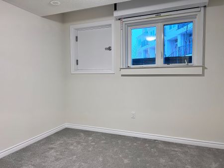 For Lease - 480 Beresford Path Unit# 2, Oshawa, Ontario - Photo 2